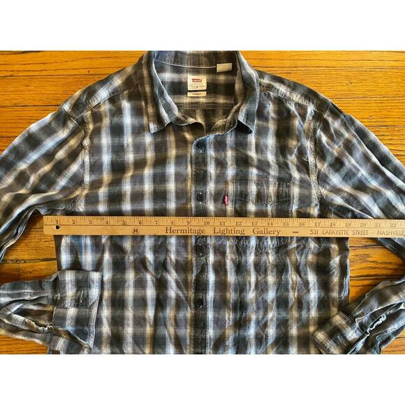 Levi's Plaid Flannel Cotton Button Up Shirt Mens Medium Standard Fit Brown - Picture 5 of 8